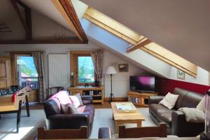 Posezení v ubytování Accommodation of 167 m2 with views of Mont Blanc