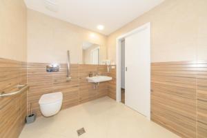 Φωτογραφία από το άλμπουμ του Hotel Grand σε Doksy