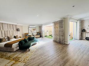 Un lugar para sentarse en 76b on Atholl