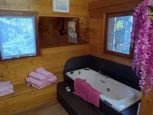 Fotografie z fotogalerie ubytování Le chalet de Julbert v destinaci Combloux + 24 fotografií