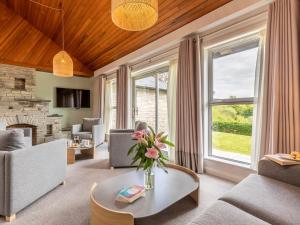 Χώρος καθιστικού στο 3 Bed in St. Mellion 87716