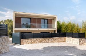 Budova, kde se vila nachází