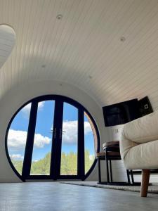 Televisyen dan/atau pusat hiburan di Caravanserei Resort Oberhavel
