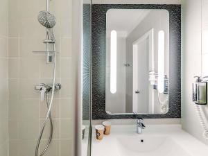 Koupelna v ubytování Hotel ibis Evora