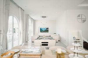 Posezení v ubytování MiraMaya Luxury Mountain View Private Pool Villa 5