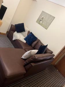 Φωτογραφία από το άλμπουμ του 54 - Room 2 - Smart Tv στο Σουόνσι