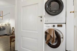 Φωτογραφία από το άλμπουμ του 20614-Samso-Tanderup-Hovedgade-15 σε Onsbjerg +24 φωτογραφίες