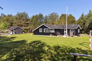 Κήπος έξω από το TV1659-Jerup-Kippen-9