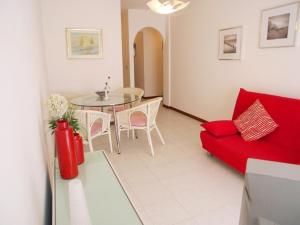 A seating area at Lina's Apartment Még 7 kép