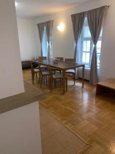 Posezení v ubytování Florian + 5 fotografií