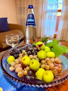 Φαγητό σε αυτό το διαμέρισμα ή κάπου εκεί κοντά