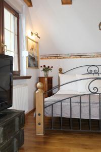 Ένα ή περισσότερα κρεβάτια σε δωμάτιο στο Apartament Bałtycki
