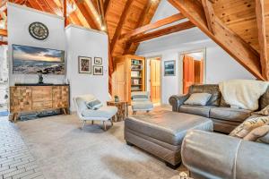 Χώρος καθιστικού στο Homewood Hideaway Family Friendly plus EV Charger