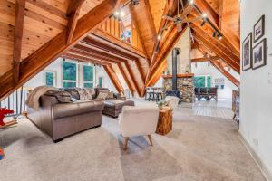 Χώρος καθιστικού στο Homewood Hideaway Family Friendly plus EV Charger +50 φωτογραφίες