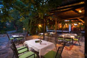 Εστιατόριο ή άλλο μέρος για φαγητό στο Menir Luxury Apartments 