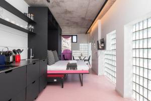 Η κουζίνα ή μικρή κουζίνα στο Cozy Studio with Lions Head Views