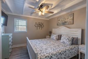 Ένα ή περισσότερα κρεβάτια σε δωμάτιο στο Nickajack Overlook