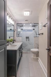 Ένα μπάνιο στο Nickajack Overlook +24 φωτογραφίες