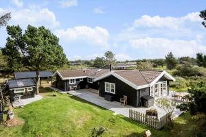 Budova, kde se prázdninový dům nachází