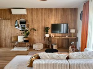 Μια τηλεόραση ή/και κέντρο ψυχαγωγίας στο Chalet Zénaé