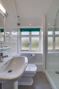 Koupelna v ubytování Pilgrims Cottage