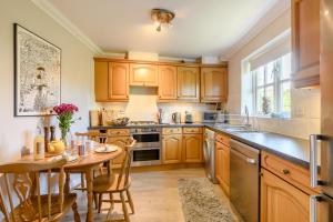 Køkken eller tekøkken på 2 Bed in Holt oc-1810