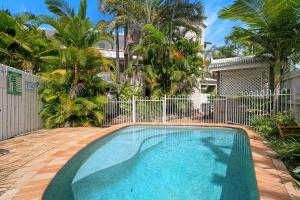 Kolam renang di atau dekat dengan Comfortable 1BR near UQ, River Walks & Pool
