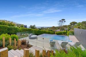 Kolam renang di atau dekat dengan Luxury Entertainer - Bay Views Infinity Pool Mt Martha Beach & Village