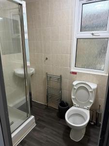 Koupelna v ubytování Cozy London House Retreat