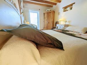 Foto dalla galleria di Chambre d'hôtes avec WIFI et animaux acceptés - FR-1-591-668 a Faverolles