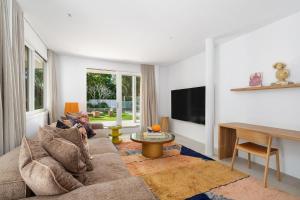 Ruang duduk di Villa Borrello