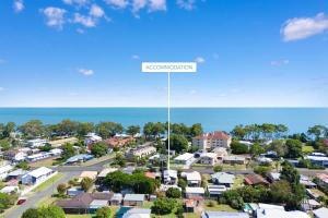 Gallery image of Blush Beach Shack- Stones throw to Beaches in Torquay