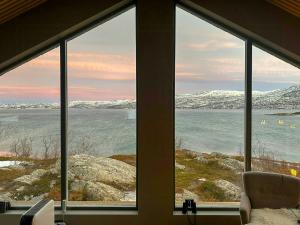 View of Modern Cabin With Fjord Views In Kviby, Kviby (2026. aasta uuendatud ...