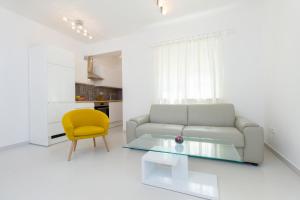 Гостиная зона в Apartment Royal