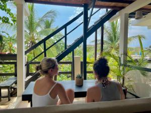 Μπαλκόνι ή βεράντα στο Casa OMI, 2 blocks from the beach