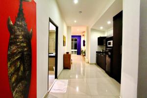 Η κουζίνα ή μικρή κουζίνα στο East Suites