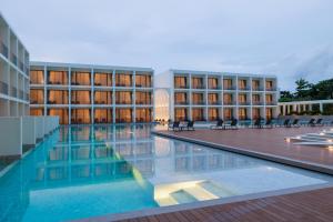 Πισίνα στο ή κοντά στο Patong Beach Hotel by See2Sea