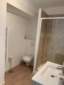 Ένα μπάνιο στο Gîte de la SANGE +12 φωτογραφίες