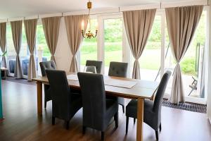 Fotografie z fotogalerie ubytování Zimmer im besonderem Haus "Da Gama" -FjordStay v destinaci Kiel