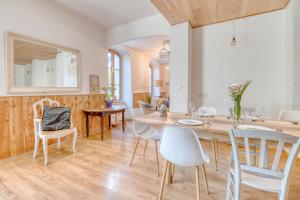 Fotografie z fotogalerie ubytování Maison avec piscine et jacuzzi v destinaci Revel