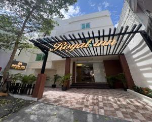 Exteriér nebo vchod ubytování Hotel Royal Inn Near US Consulate, Apollo Hospitals