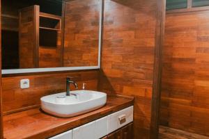 Vannituba majutusasutuses Andau Dive Resort Raja Ampat +103 fotot