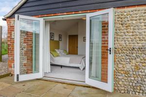 Gallery image of The Turnip House in Edgefield +14 photos