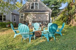 Zahrada ubytování Louisville Haven With BBQ Fire Pit & Private Yard