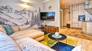 TV a/nebo společenská místnost v ubytování Cicha Świeradów Zdrój, Sun & Snow