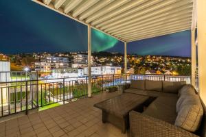 Balkón nebo terasa v ubytování Stay Tromsø -Spacious 3BD Two-Level Apartment