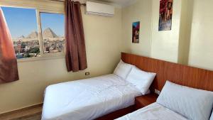 Gallery image of ALADDIN PYRAMIDS View in Cairo