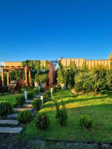 Κήπος έξω από το Parador dos Canyons +23 φωτογραφίες
