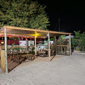 Ảnh trong thư viện ảnh của Aroundcorner Guesthouse ở Maun