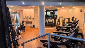 Γυμναστήριο ή/και όργανα γυμναστικής στο M N Flats Hotel Av Ibirapuera 2927
